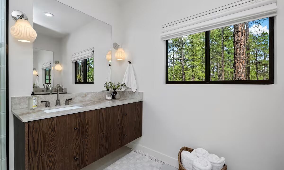 Photo of Bathroom in Timber Ridge