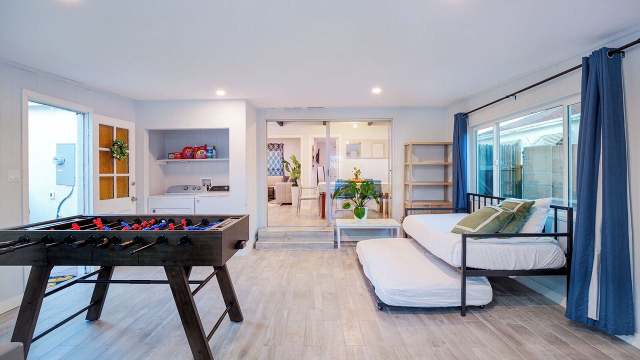 Photo of Bedroom in Midway City