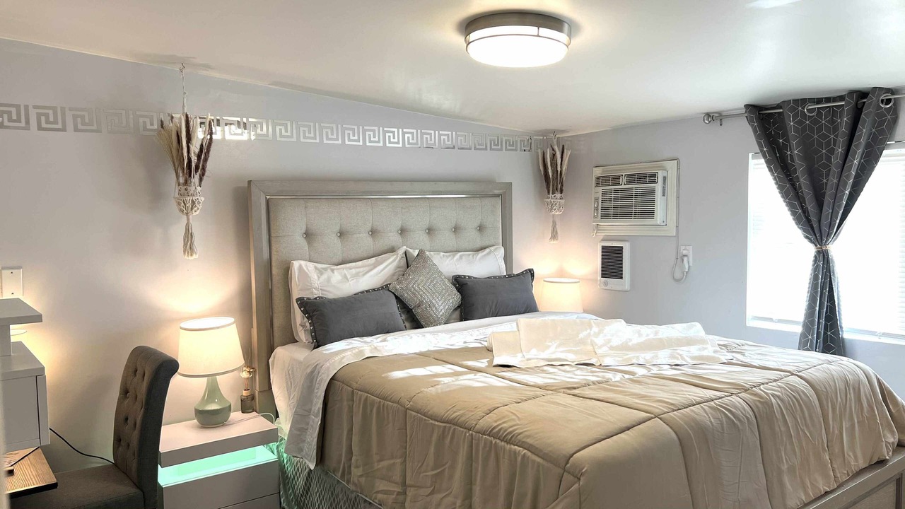 Photo of Bedroom in El Monte