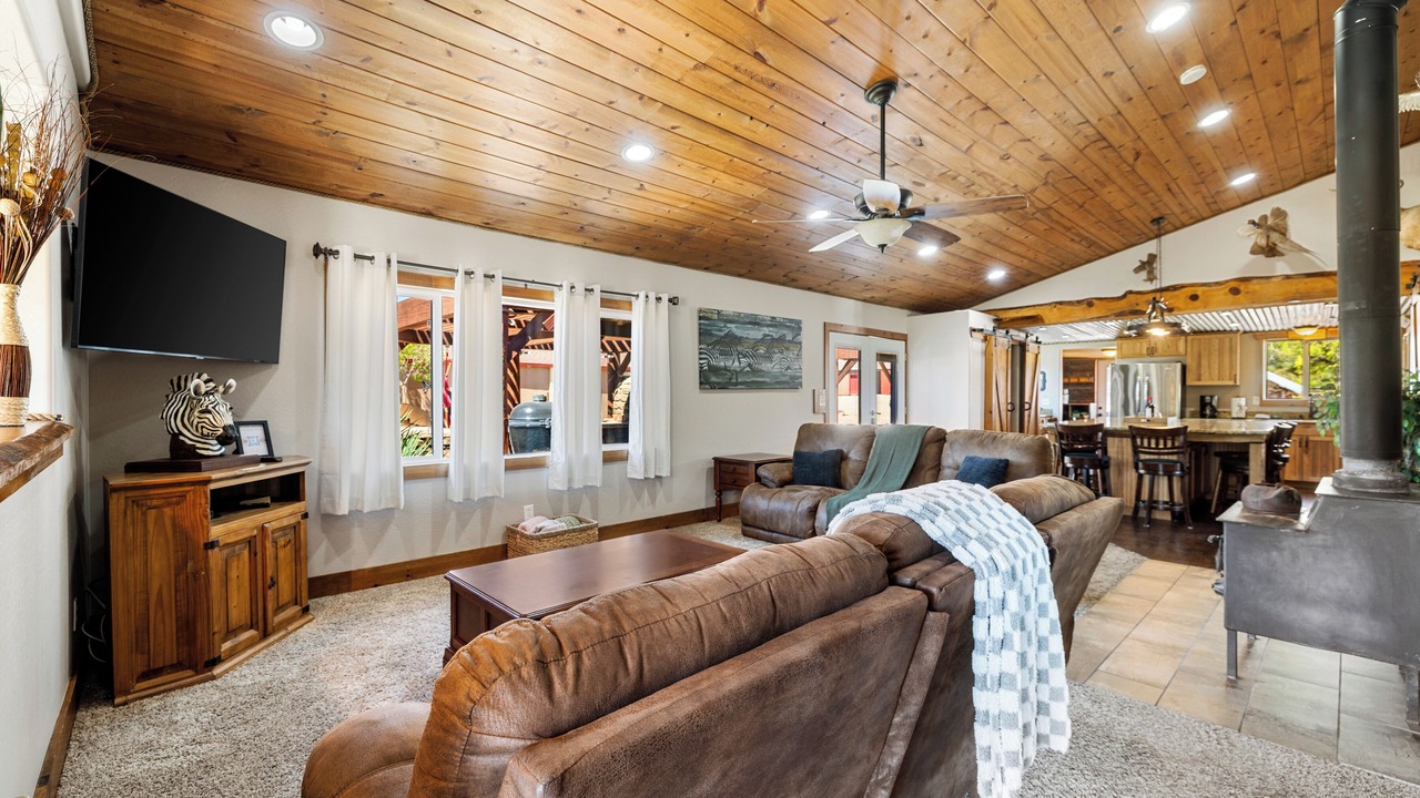 Photo of Bedroom in Williamson