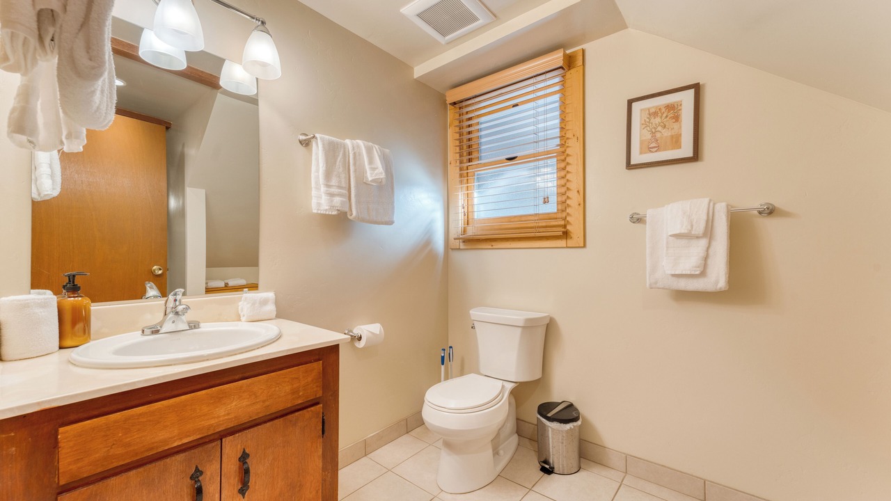 Photo of Bathroom in Tahoma