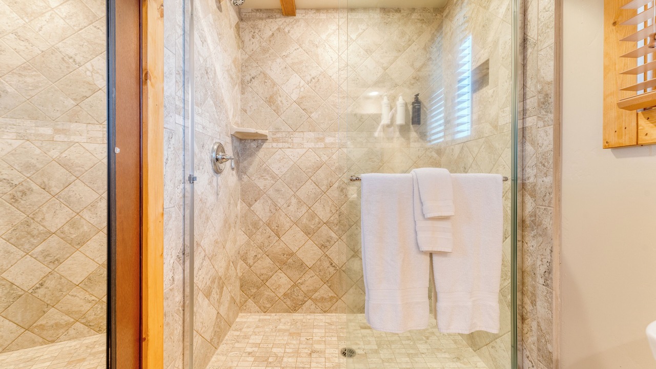 Photo of Bathroom in Tahoma