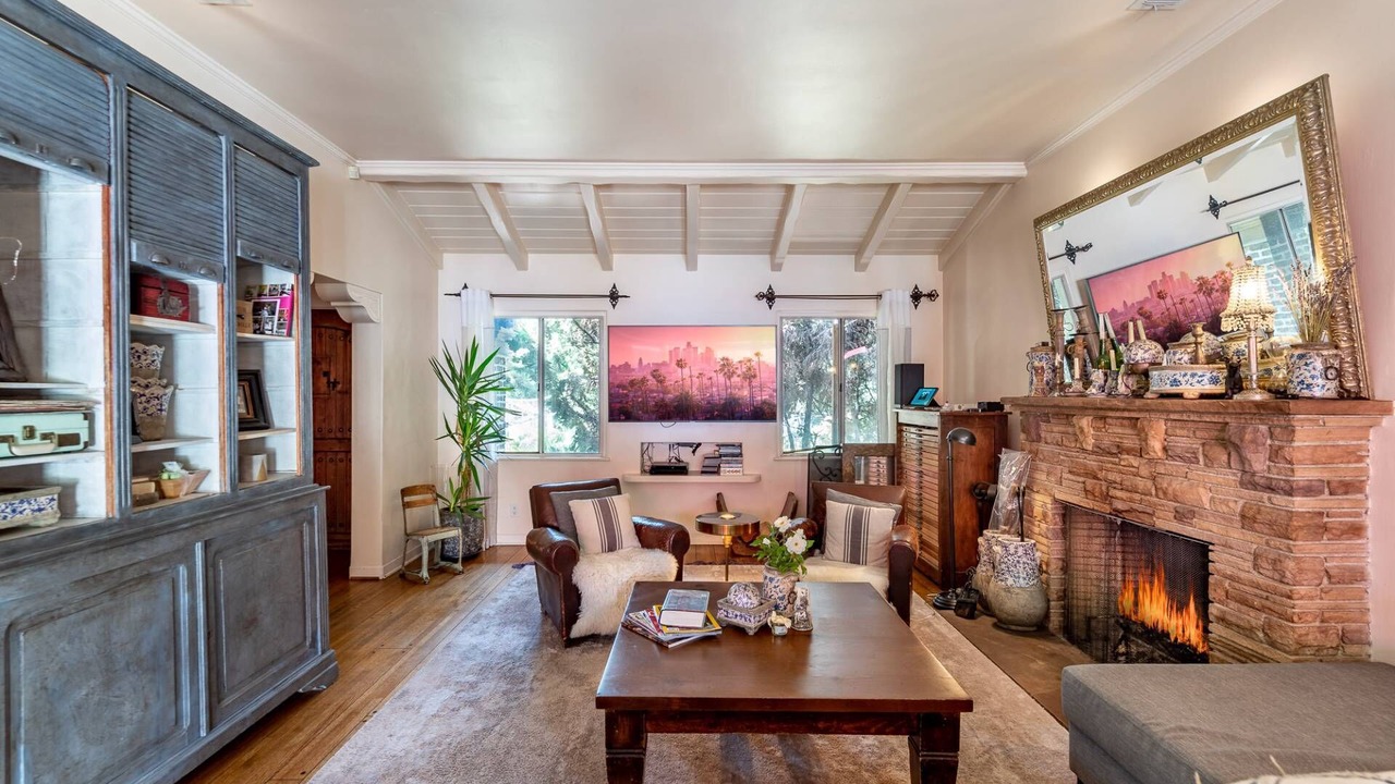 Photo of Bedroom in Valley Village