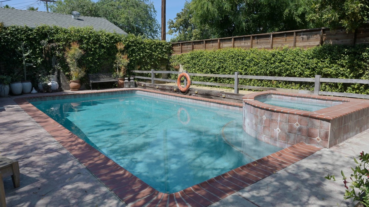 Photo of Outdoor in Valley Village