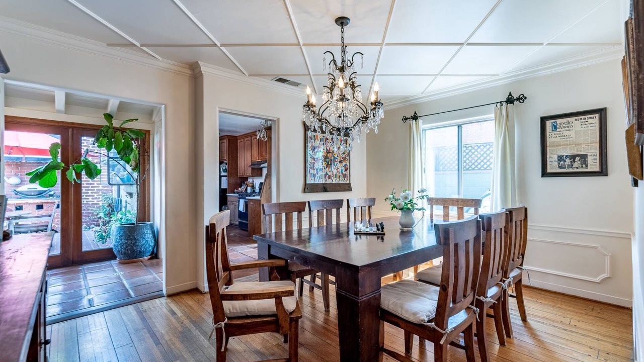 Photo of Bedroom in Valley Village