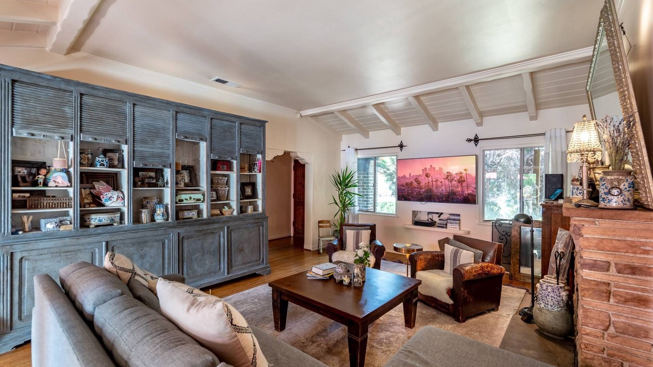 Photo of Bedroom in Valley Village