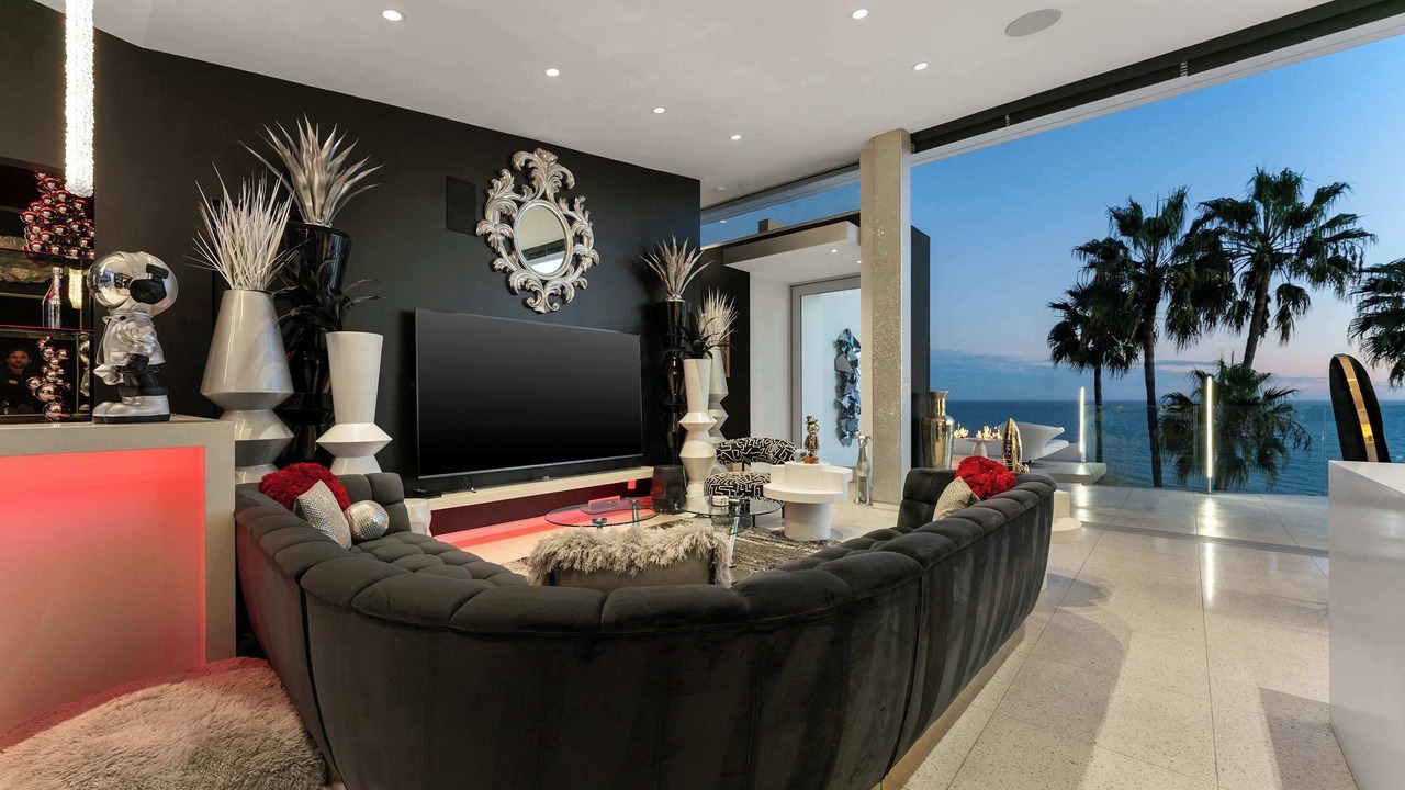 Photo of Others in Pacific Palisades