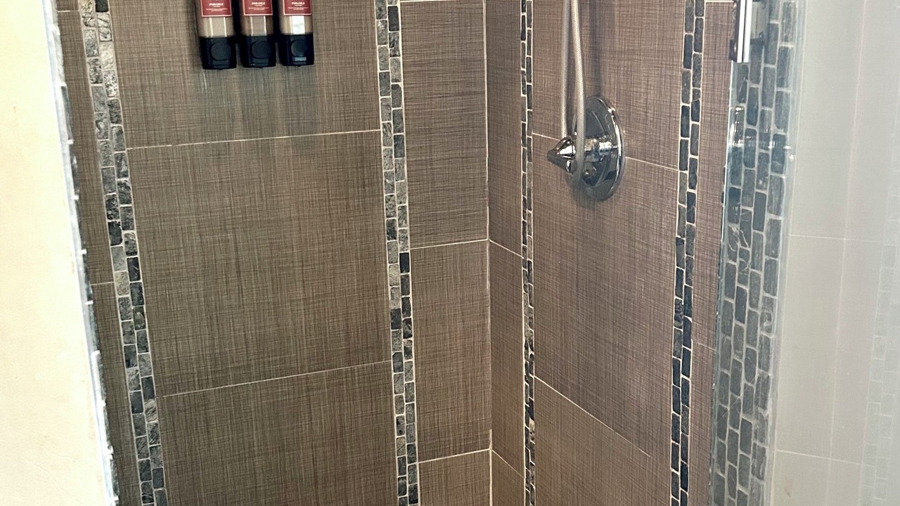 Photo of Bathroom in Los Angeles