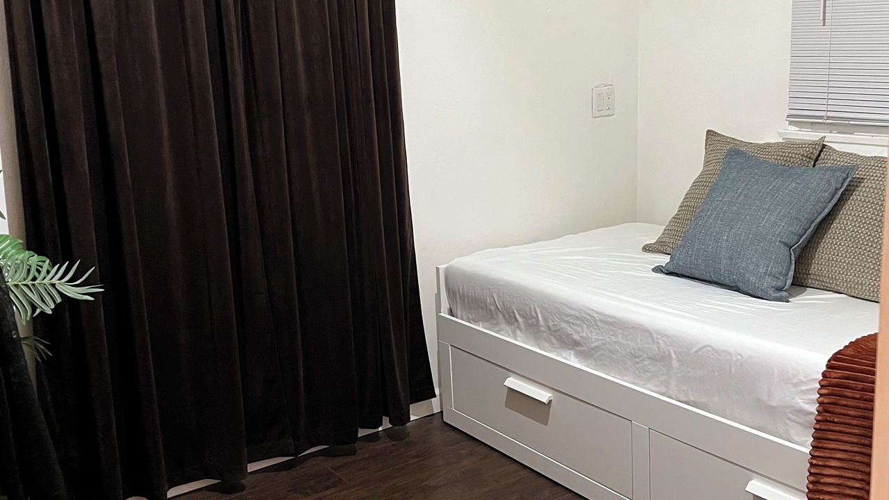 Photo of Bedroom in Los Angeles