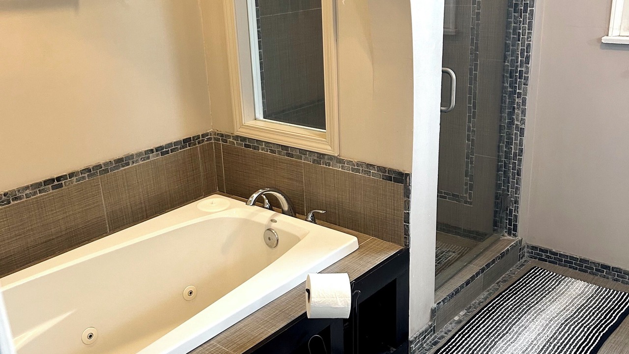 Photo of Bathroom in Los Angeles