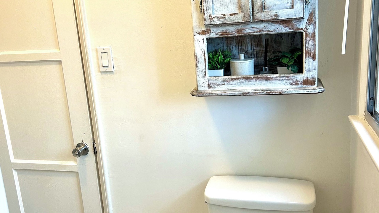 Photo of Bathroom in Los Angeles