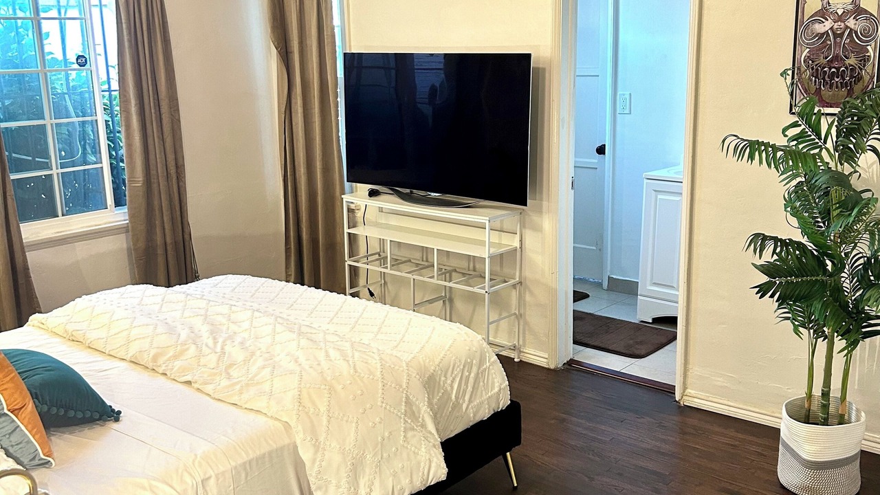 Photo of Bedroom in Los Angeles