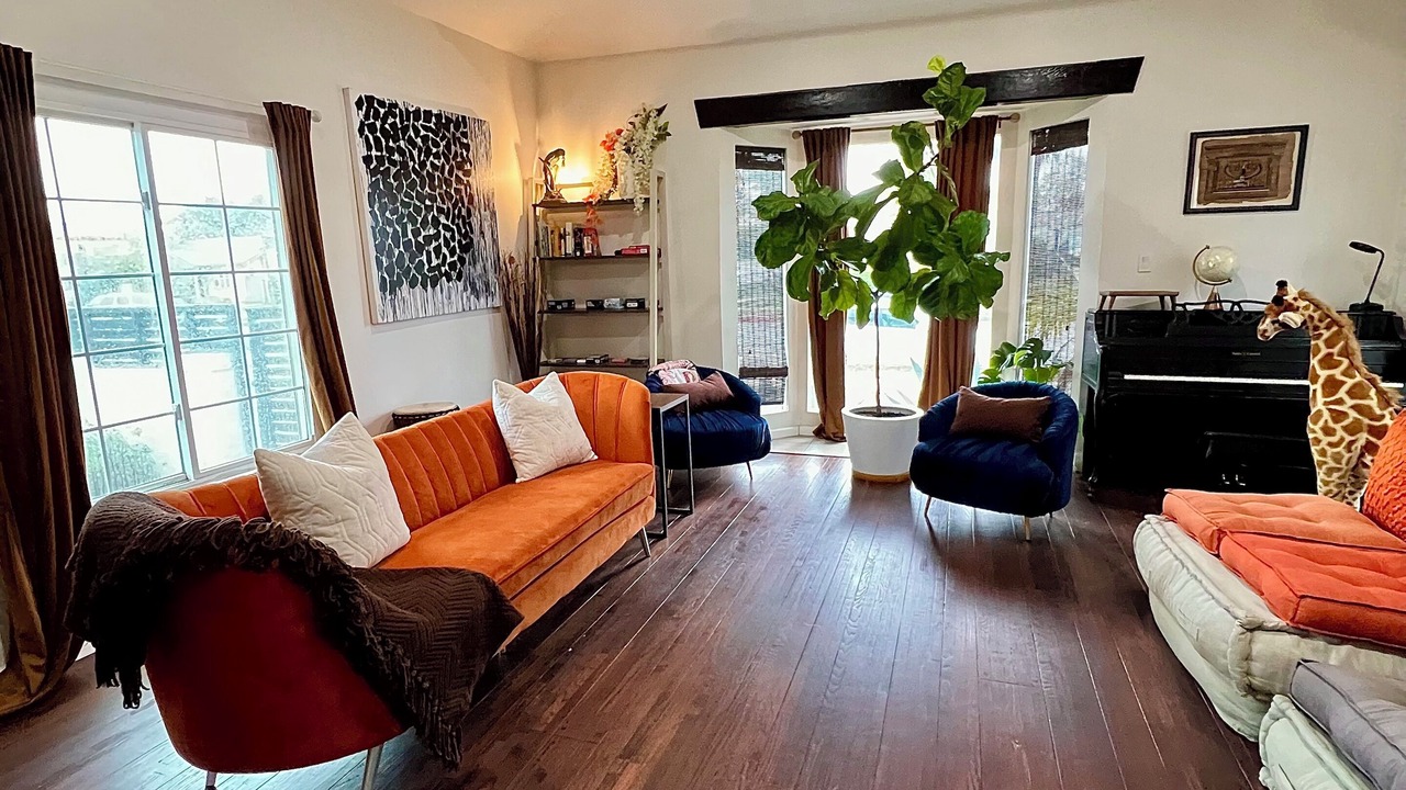 Photo of Livingroom in Los Angeles