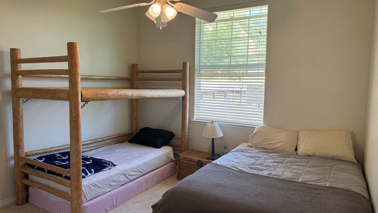 Photo of Bedroom in Clearlake