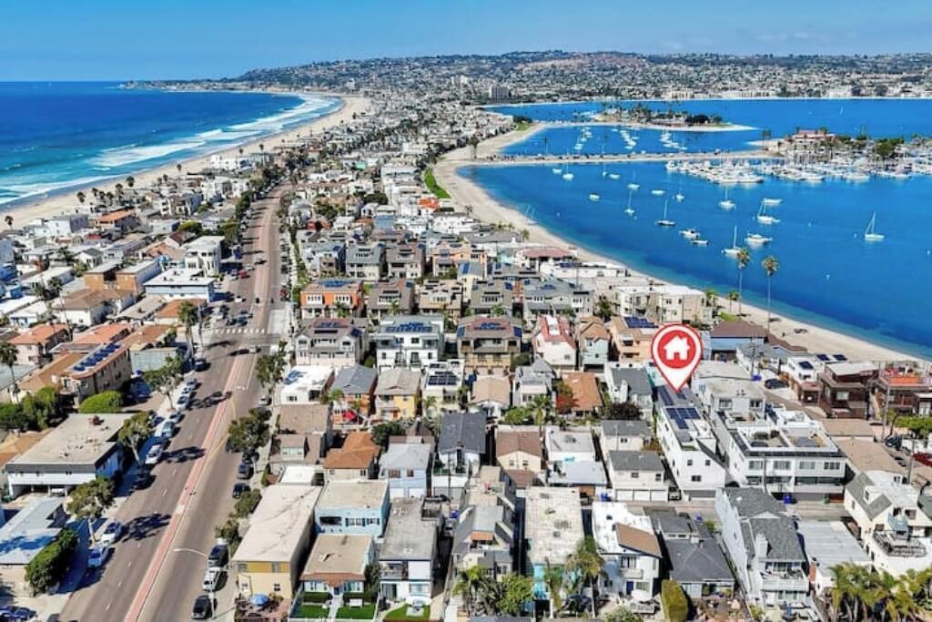 Photo of Others in Mission Beach