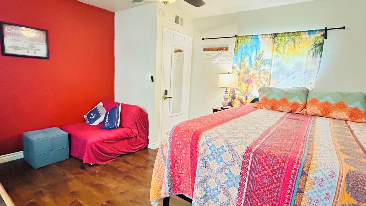 Photo of Bedroom in Huntington Beach