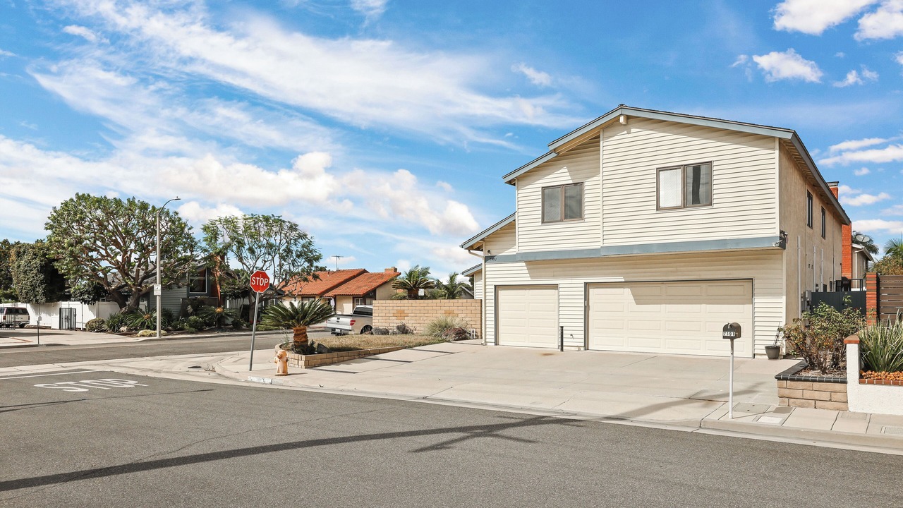 Photo of Outdoor in Midway City