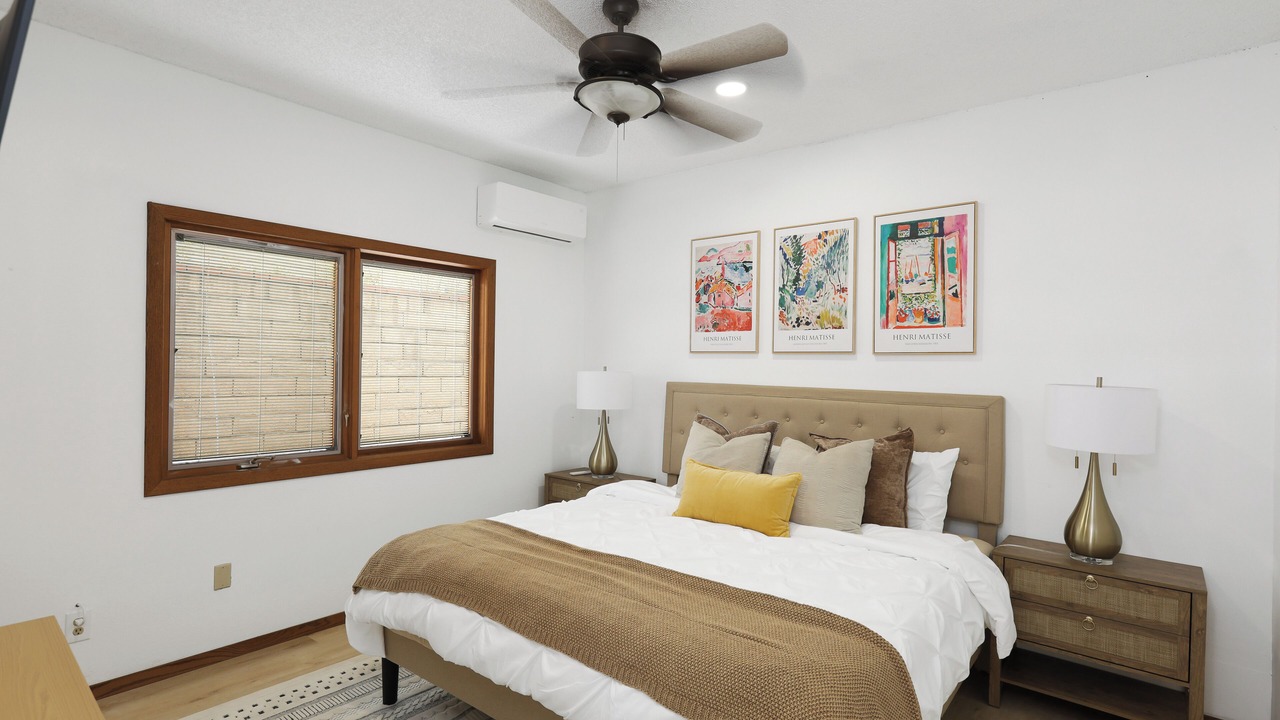 Photo of Bedroom in Midway City