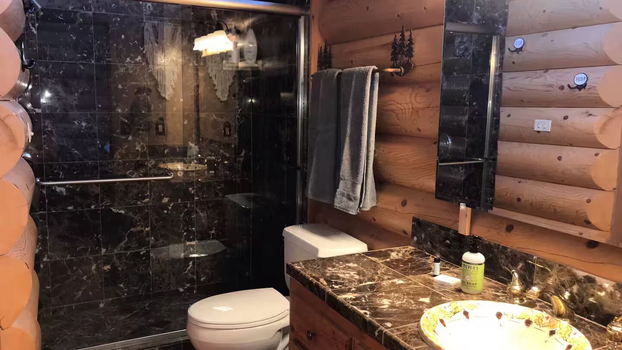 Photo of Bathroom in Ukiah
