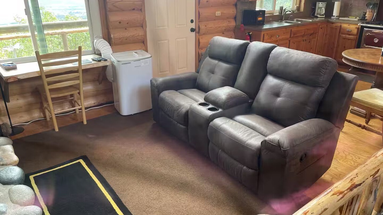 Photo of Livingroom in Ukiah