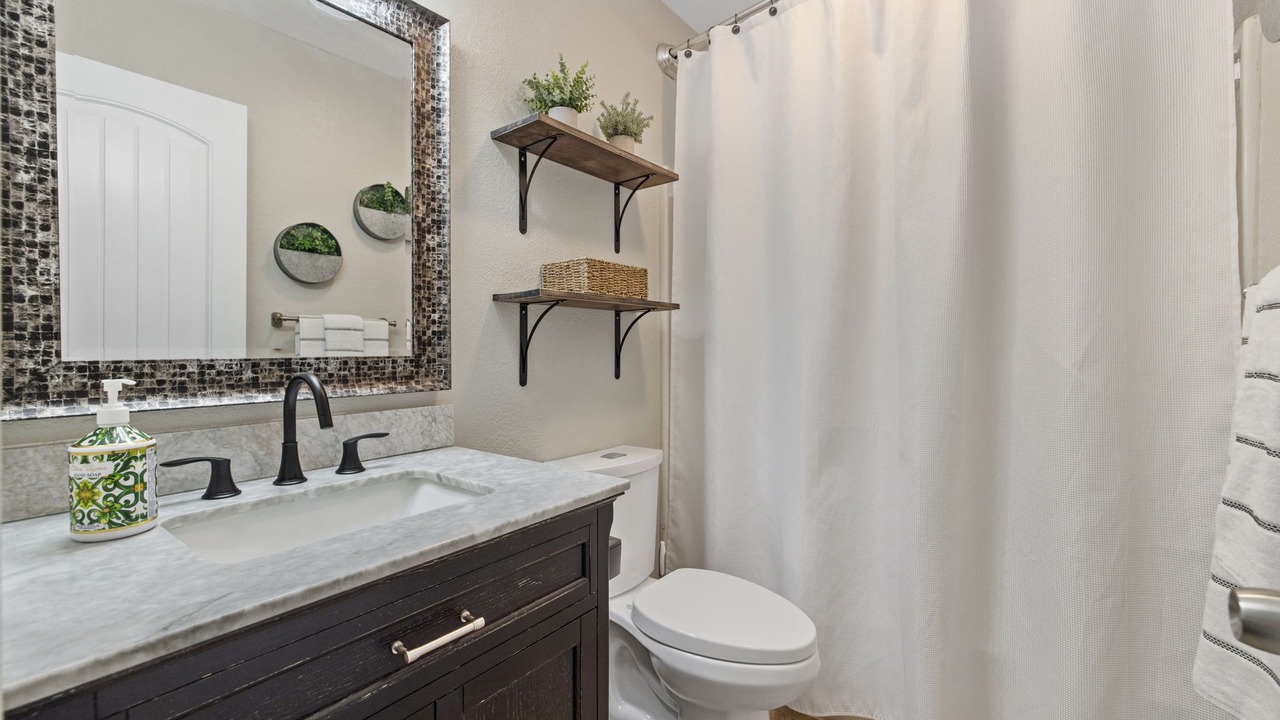 Photo of Bathroom in Visalia