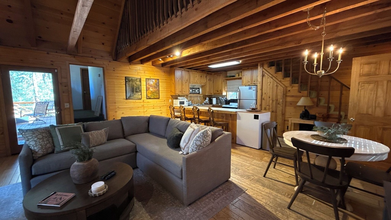 Photo of Livingroom in Fern Valley