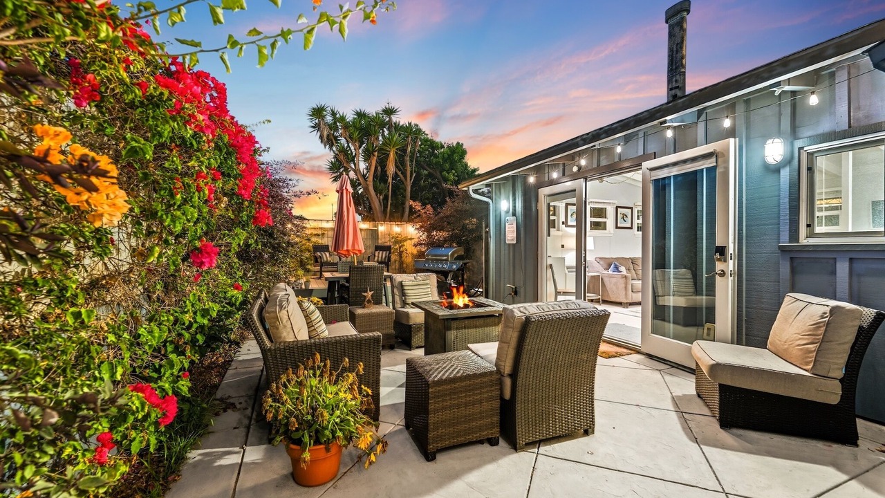 Photo of Patio Balcony in Pierpont Bay