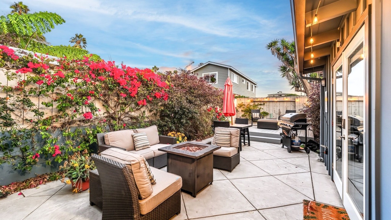 Photo of Patio Balcony in Pierpont Bay
