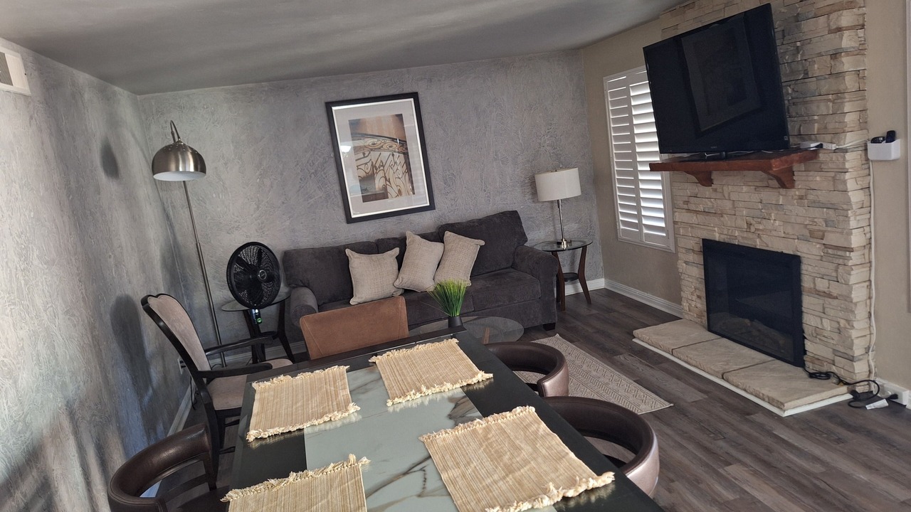 Photo of Livingroom in Reno/Tahoe Airport