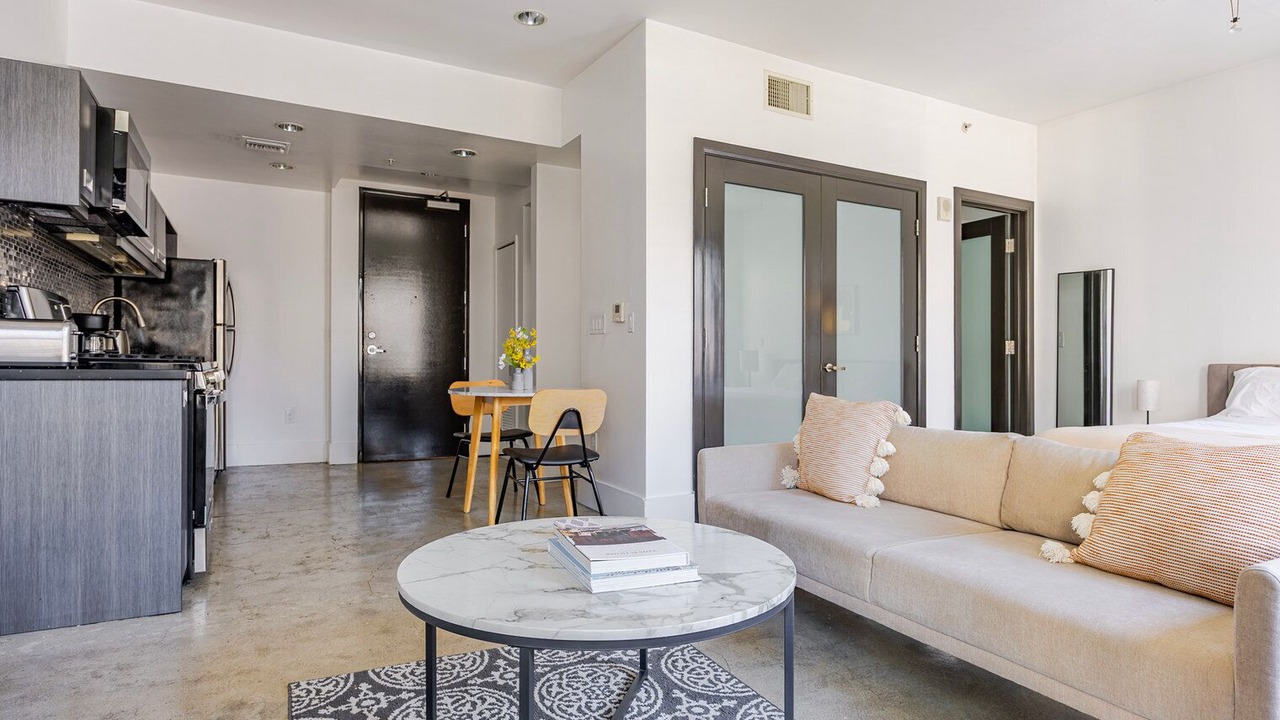 Photo of Livingroom in Historic Core