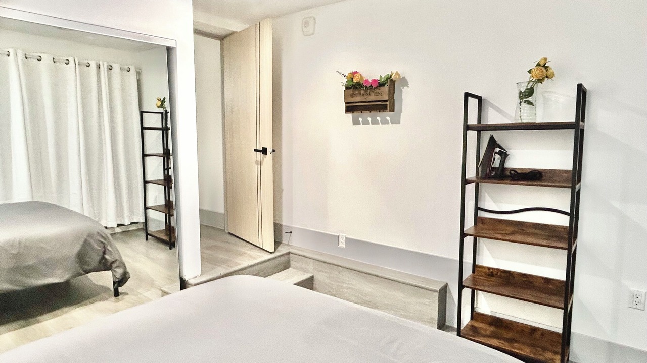 Photo of Bedroom in Van Nuys