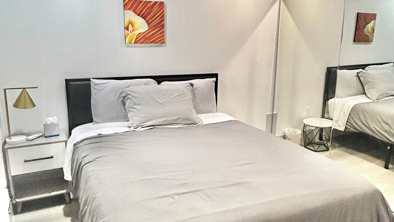 Photo of Bedroom in Van Nuys