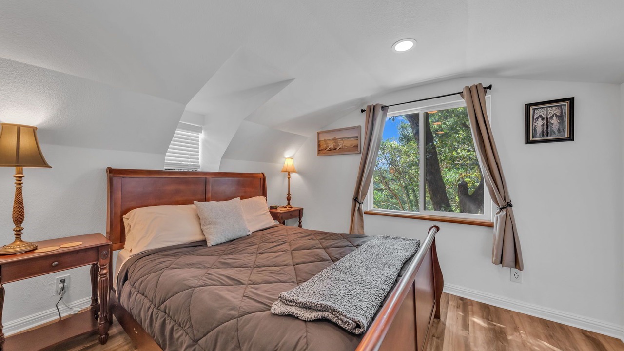 Photo of Bedroom in Los Gatos