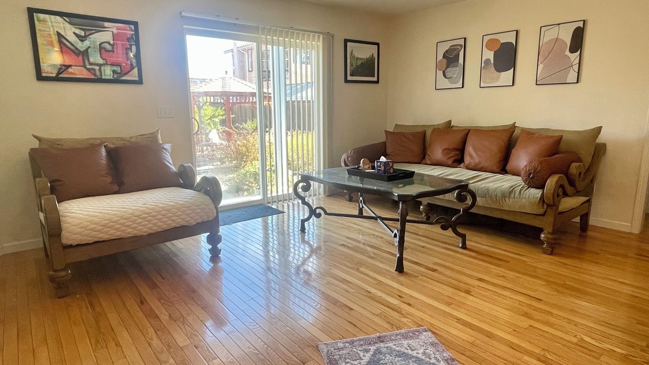 Photo of Livingroom in Concord