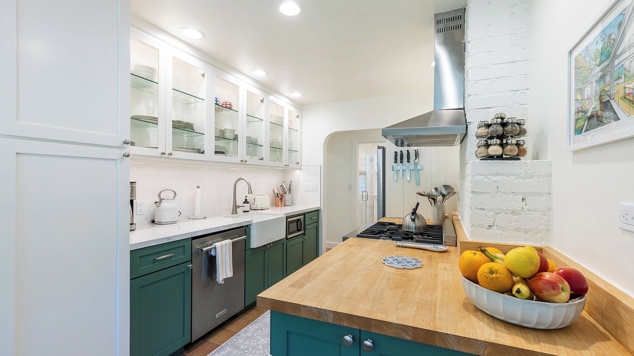 Photo of Kitchen in St. Helena