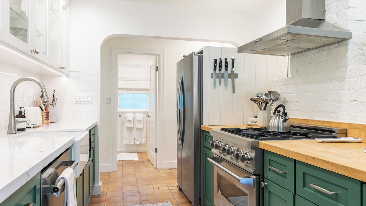Photo of Kitchen in St. Helena