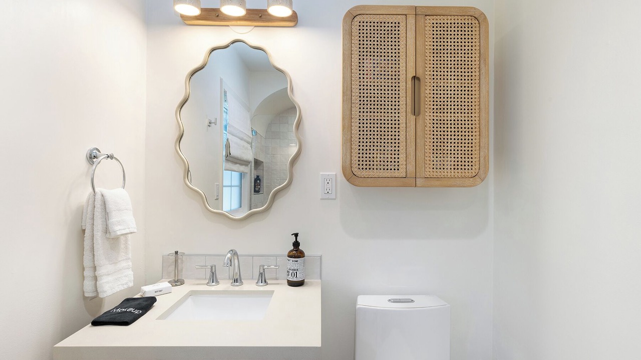Photo of Bathroom in St. Helena