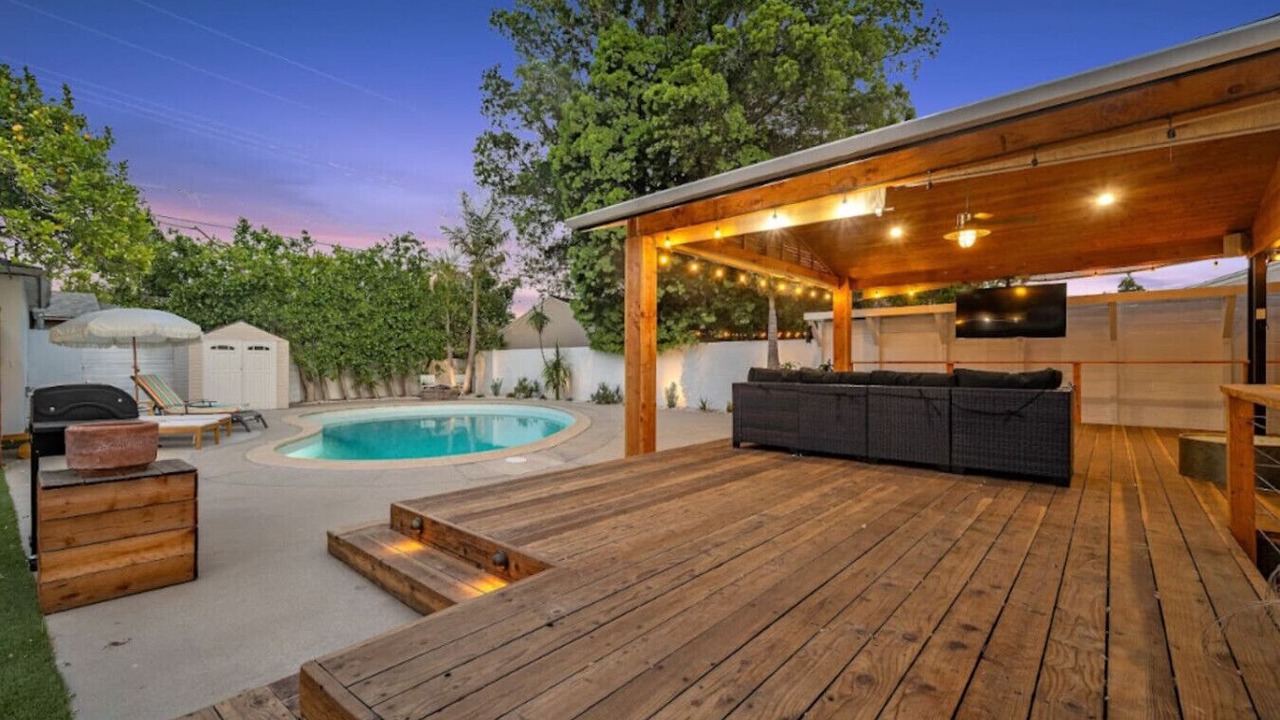 Photo of Patio Balcony in Lake Balboa