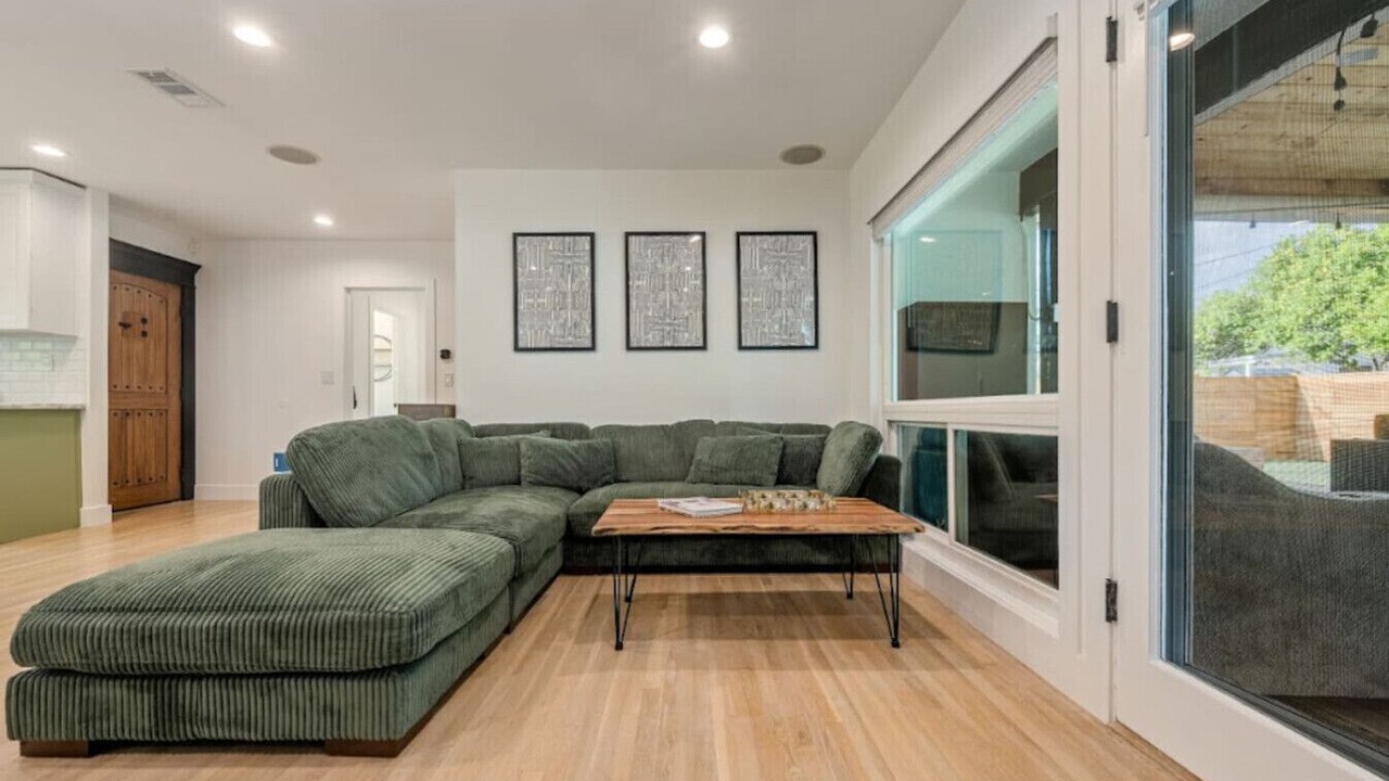 Photo of Livingroom in Lake Balboa