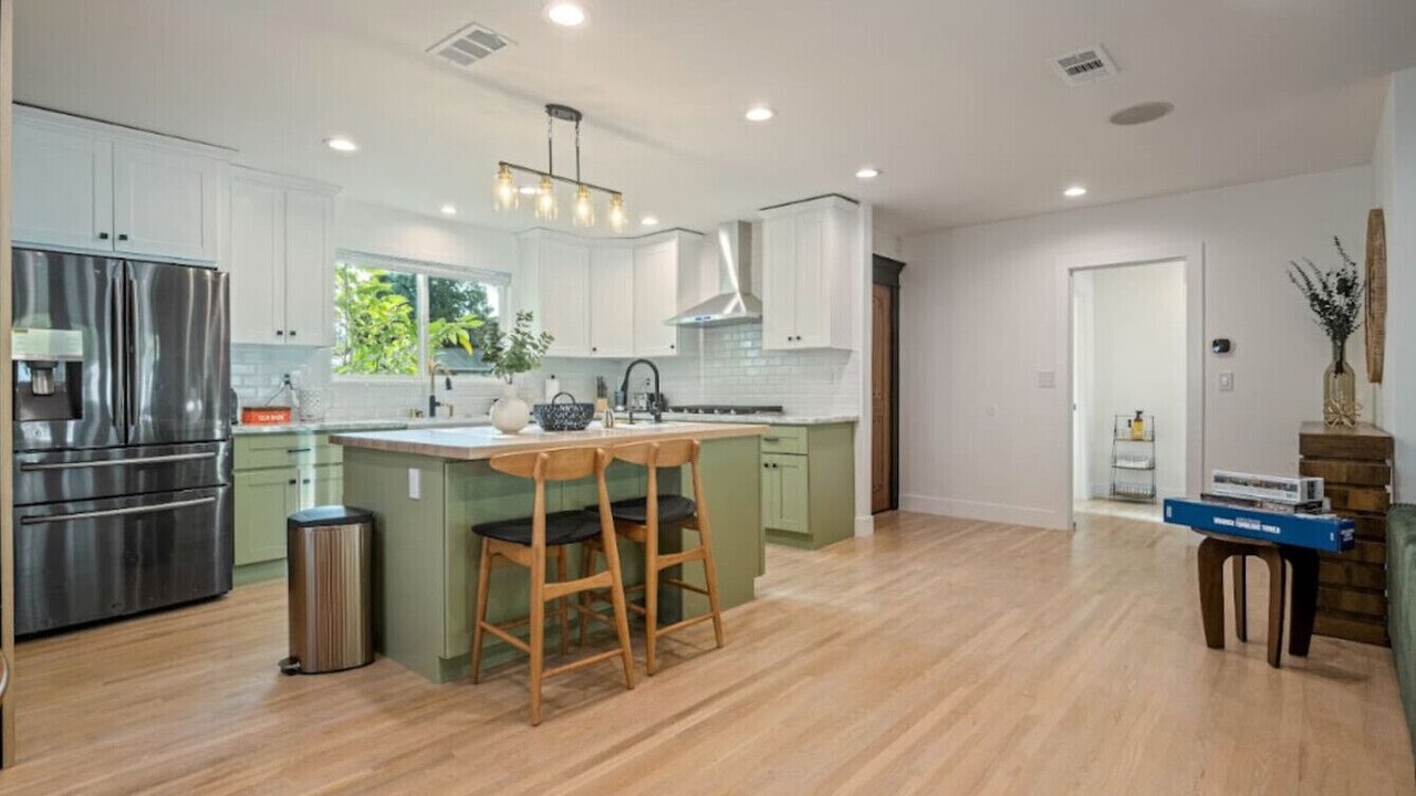 Photo of Kitchen in Lake Balboa
