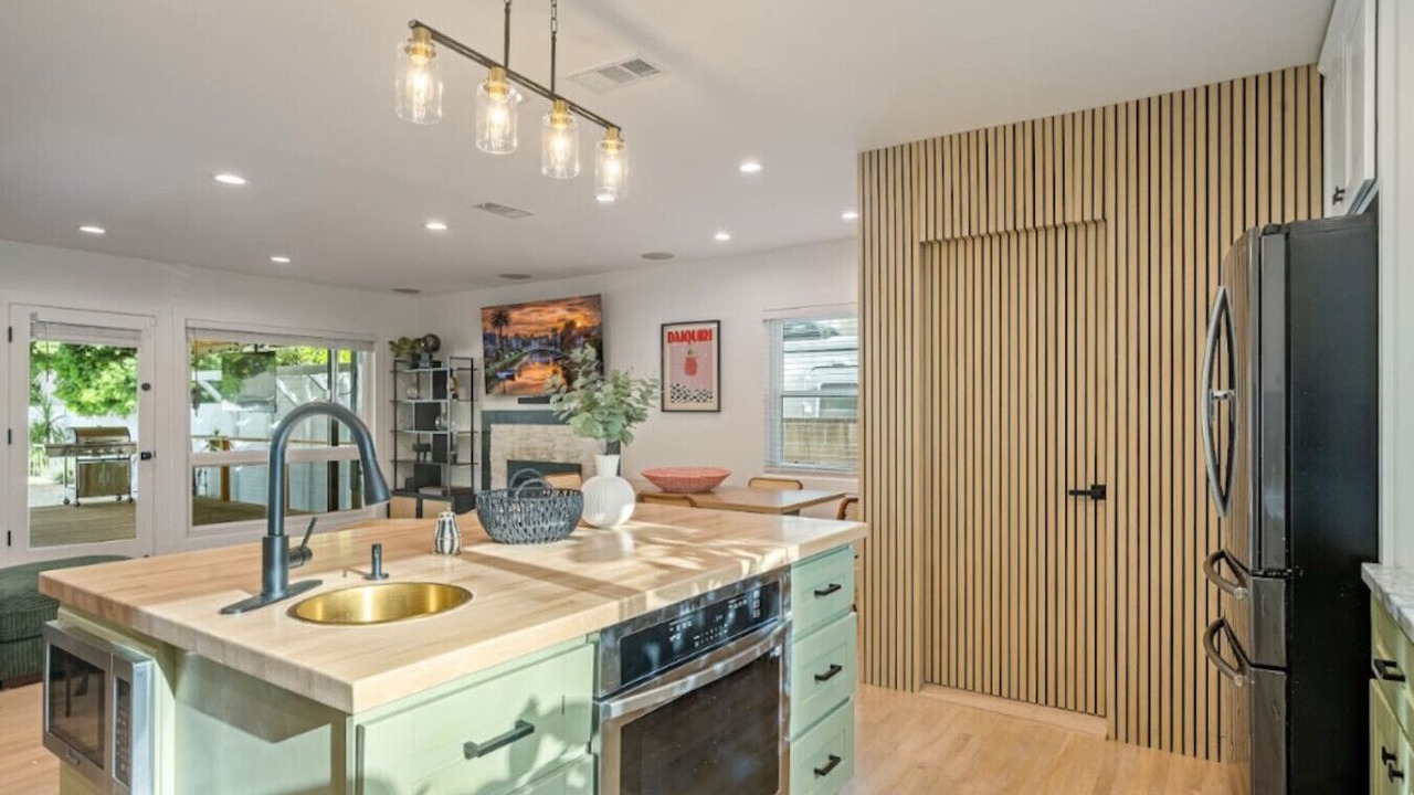 Photo of Kitchen in Lake Balboa