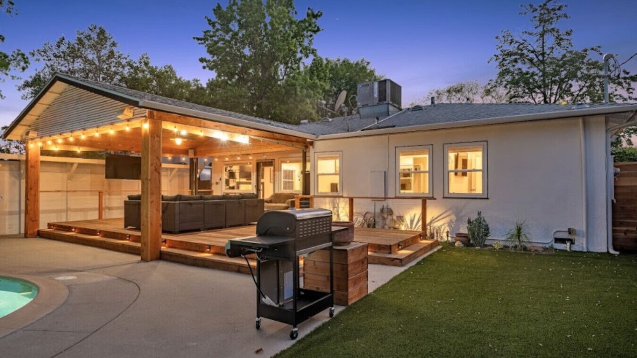 Photo of Patio Balcony in Lake Balboa