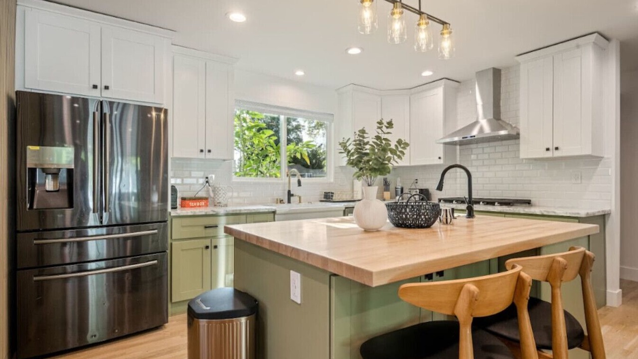 Photo of Kitchen in Lake Balboa