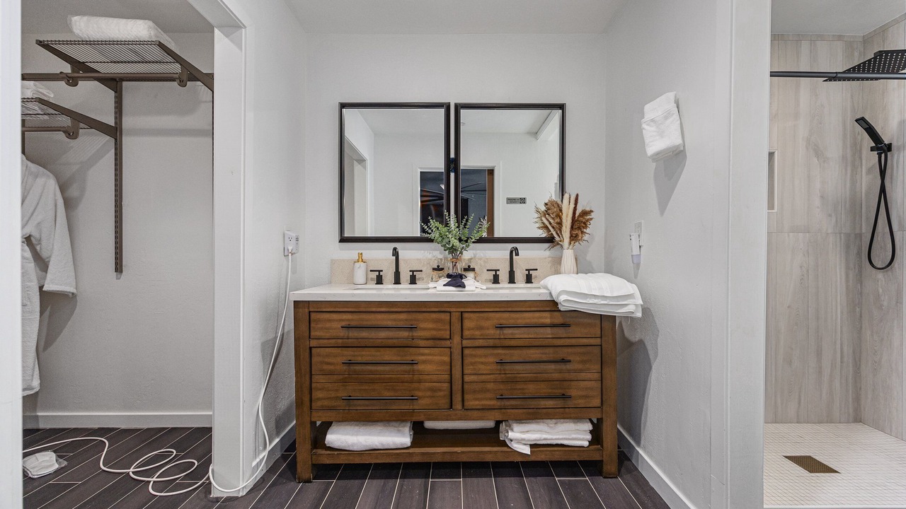 Photo of Bathroom in Greenacres
