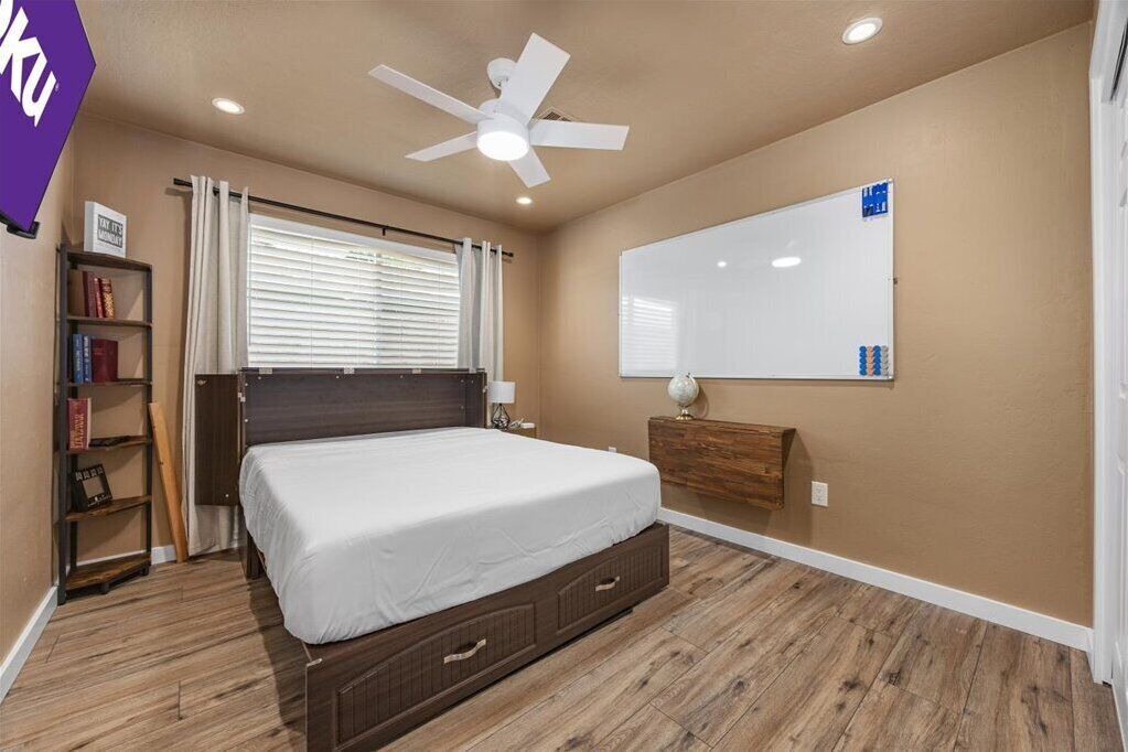 Photo of Bedroom in Greenacres