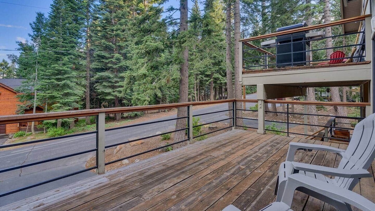 Photo of Patio Balcony in Carnelian Bay