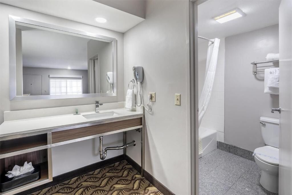 Photo of Bathroom in Inglewood