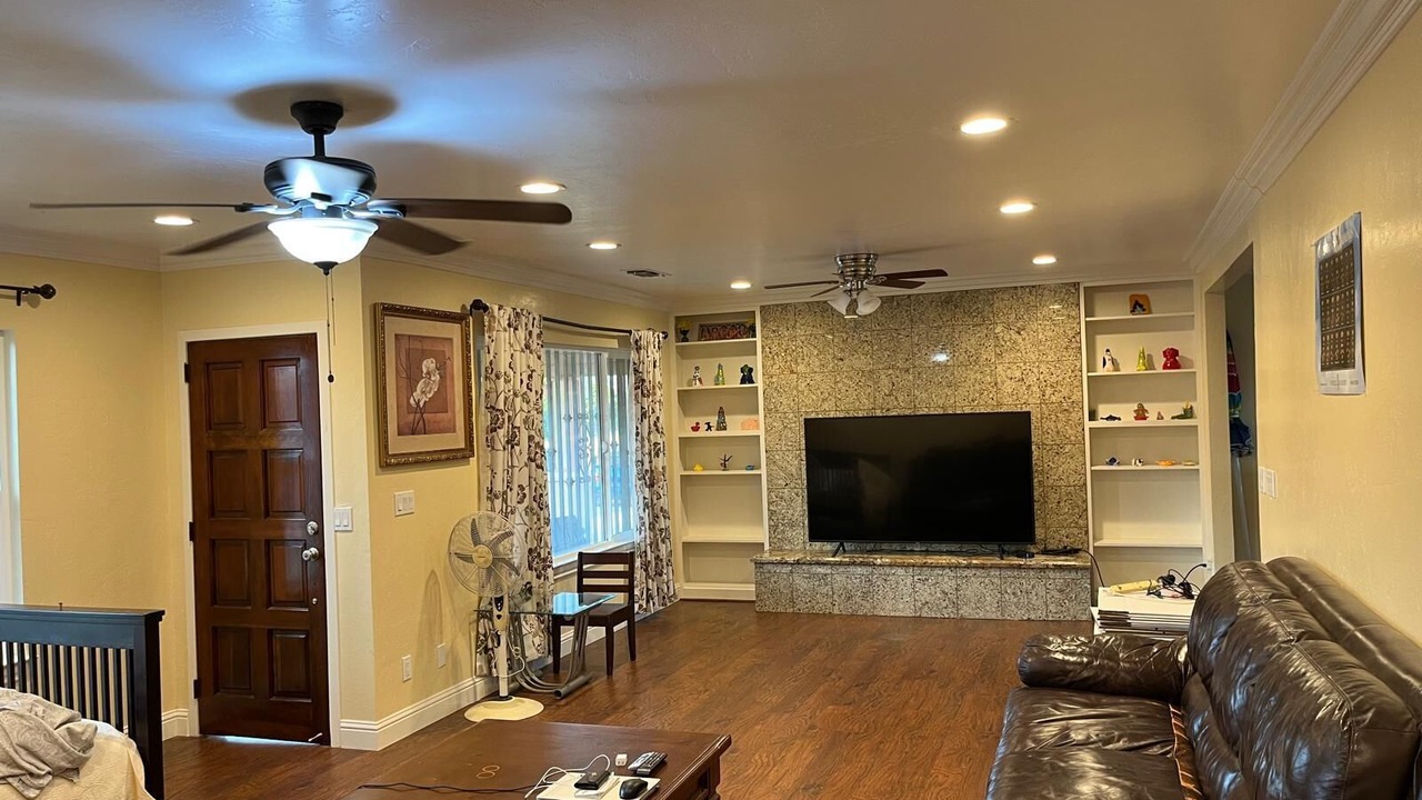 Photo of Livingroom in Reedley