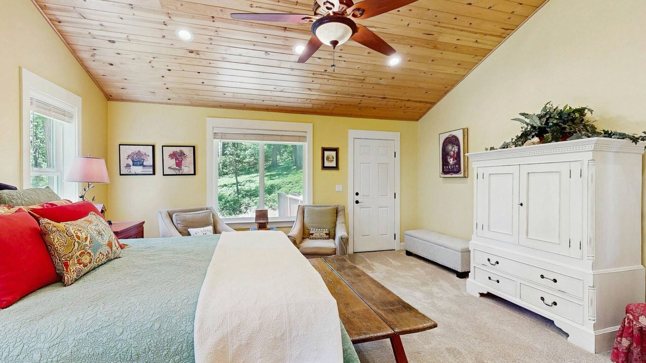 Photo of Bedroom in Arnold