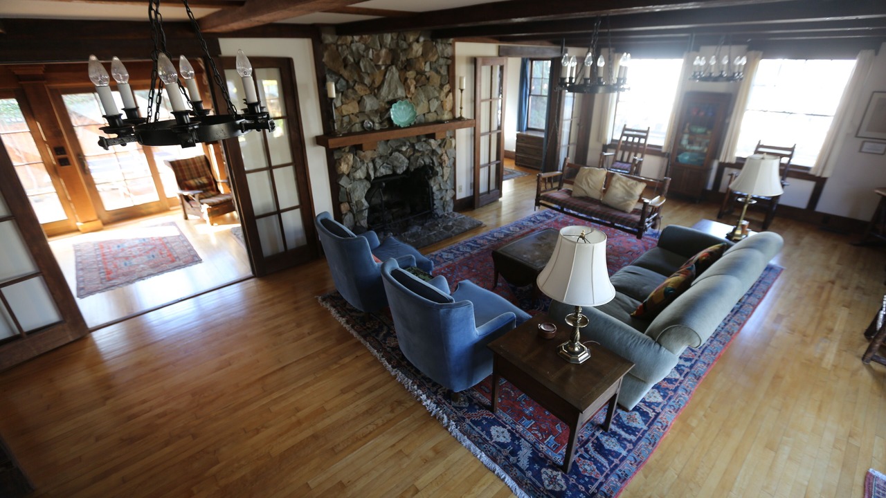 Photo of Livingroom in Avalon